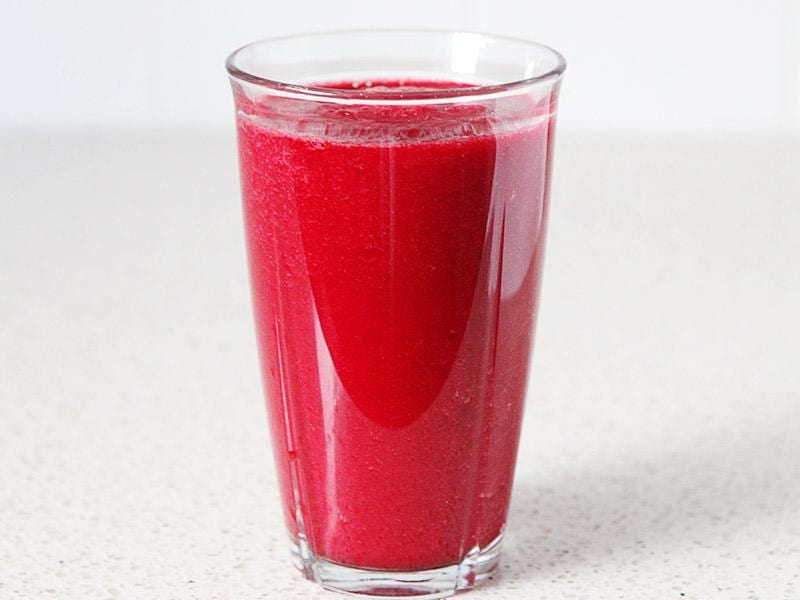 RED JUICE (Orange Juice, Organic Carrot And Beets).