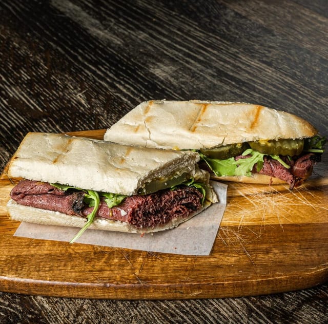 PASTRAMI (Mustard Pickles Arugula).